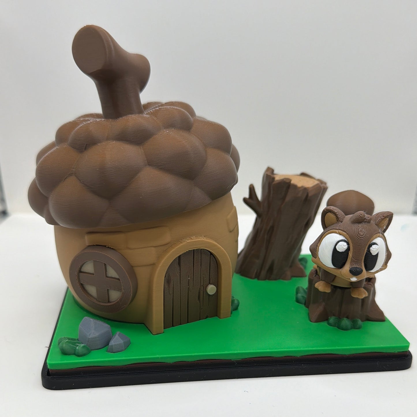 Acorn House w/ Squirrel